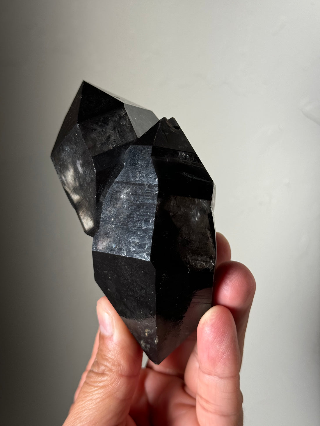 Yunnan Quartz with Carbon (China)