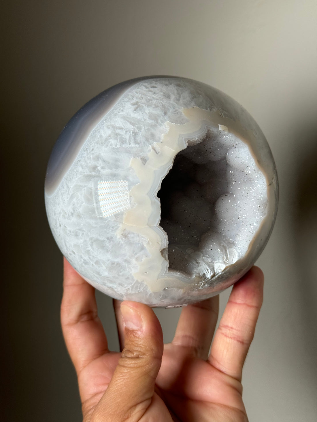 Agate druzy sphere (Uruguay)