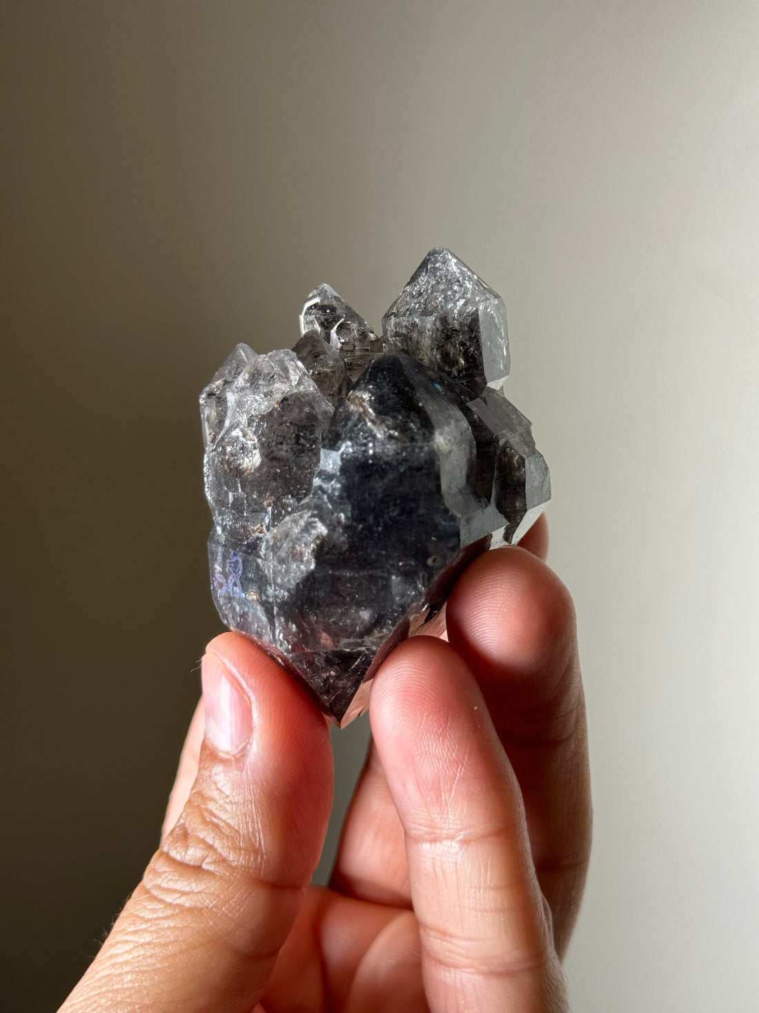 Yunnan Quartz with Carbon (China)