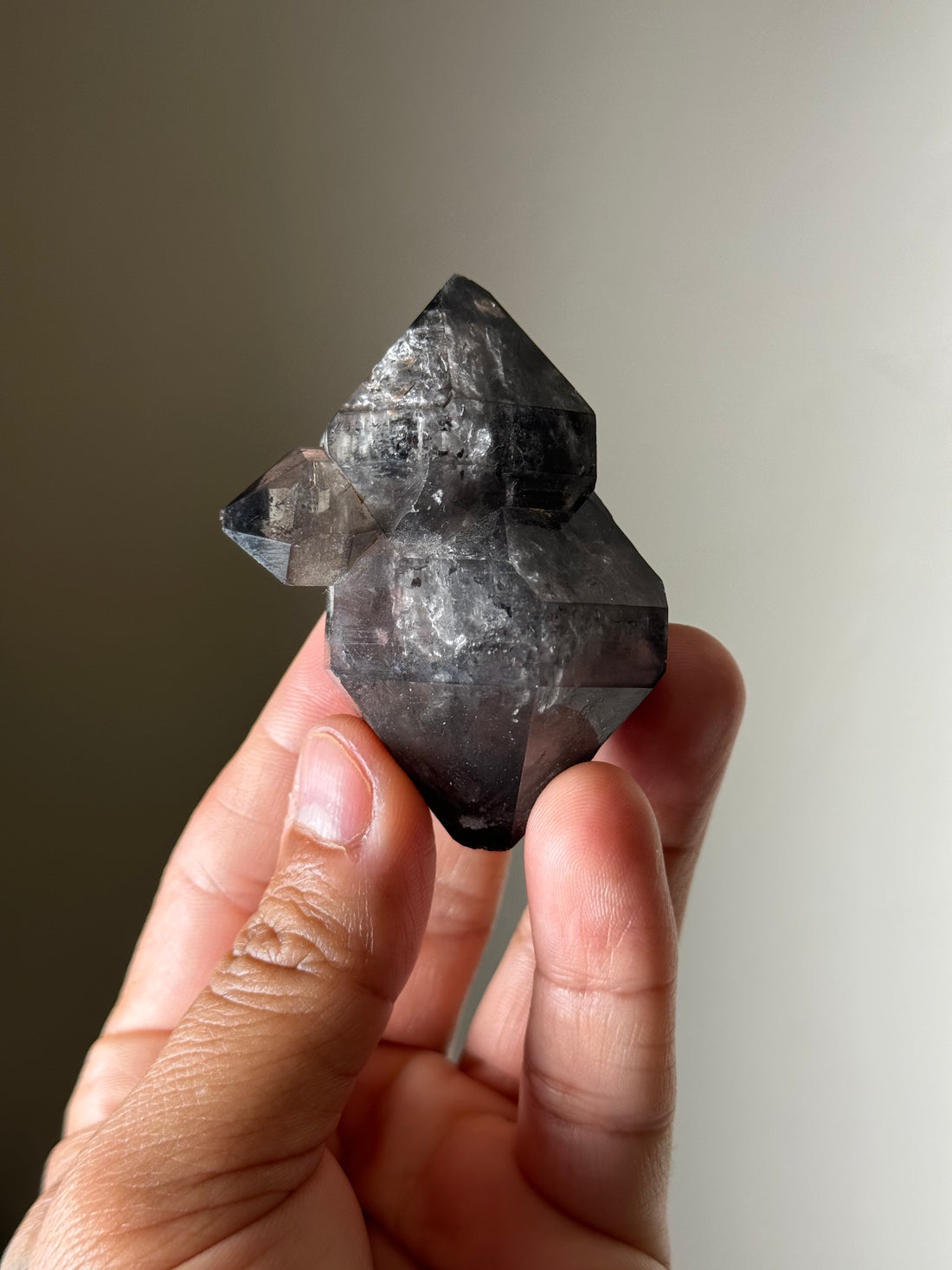 Yunnan Quartz with Carbon (China)