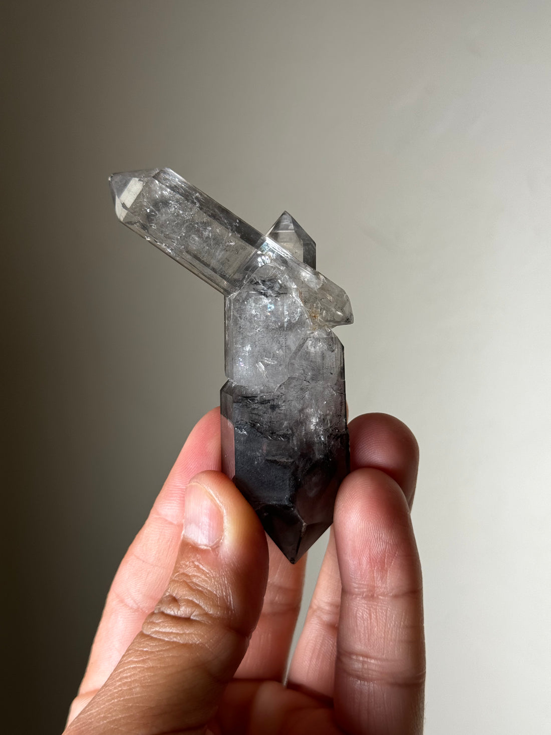 Yunnan Quartz with Carbon (China)