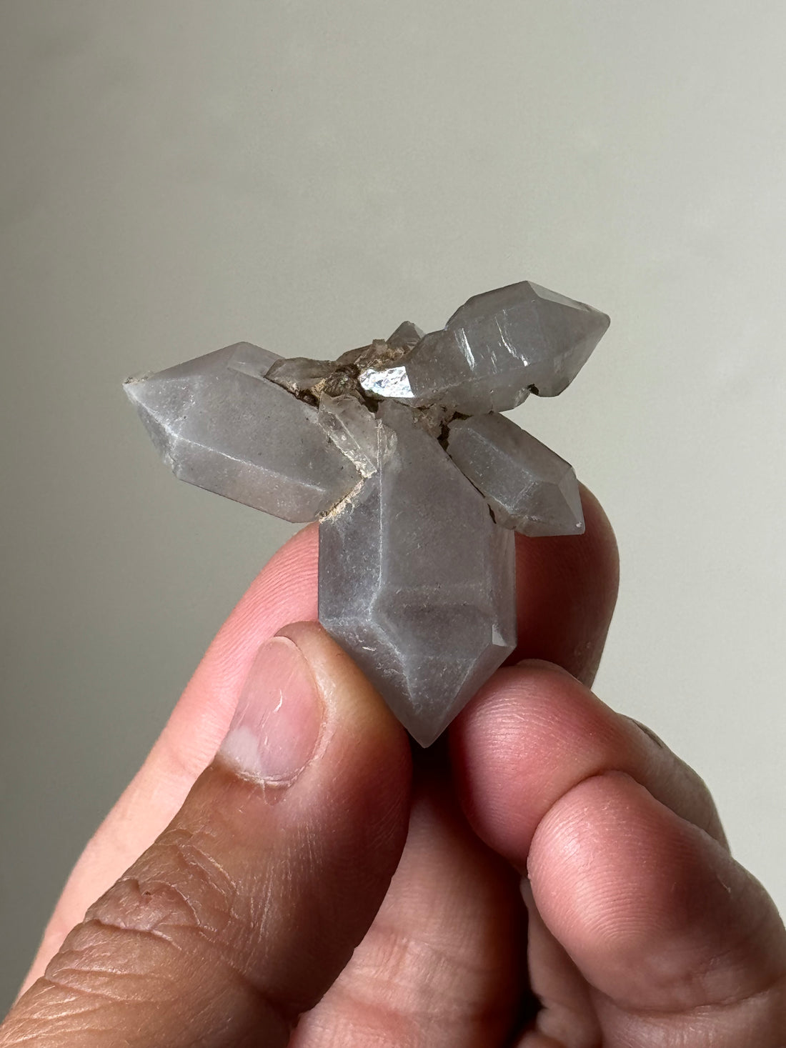 Yunnan Quartz with Carbon (China)