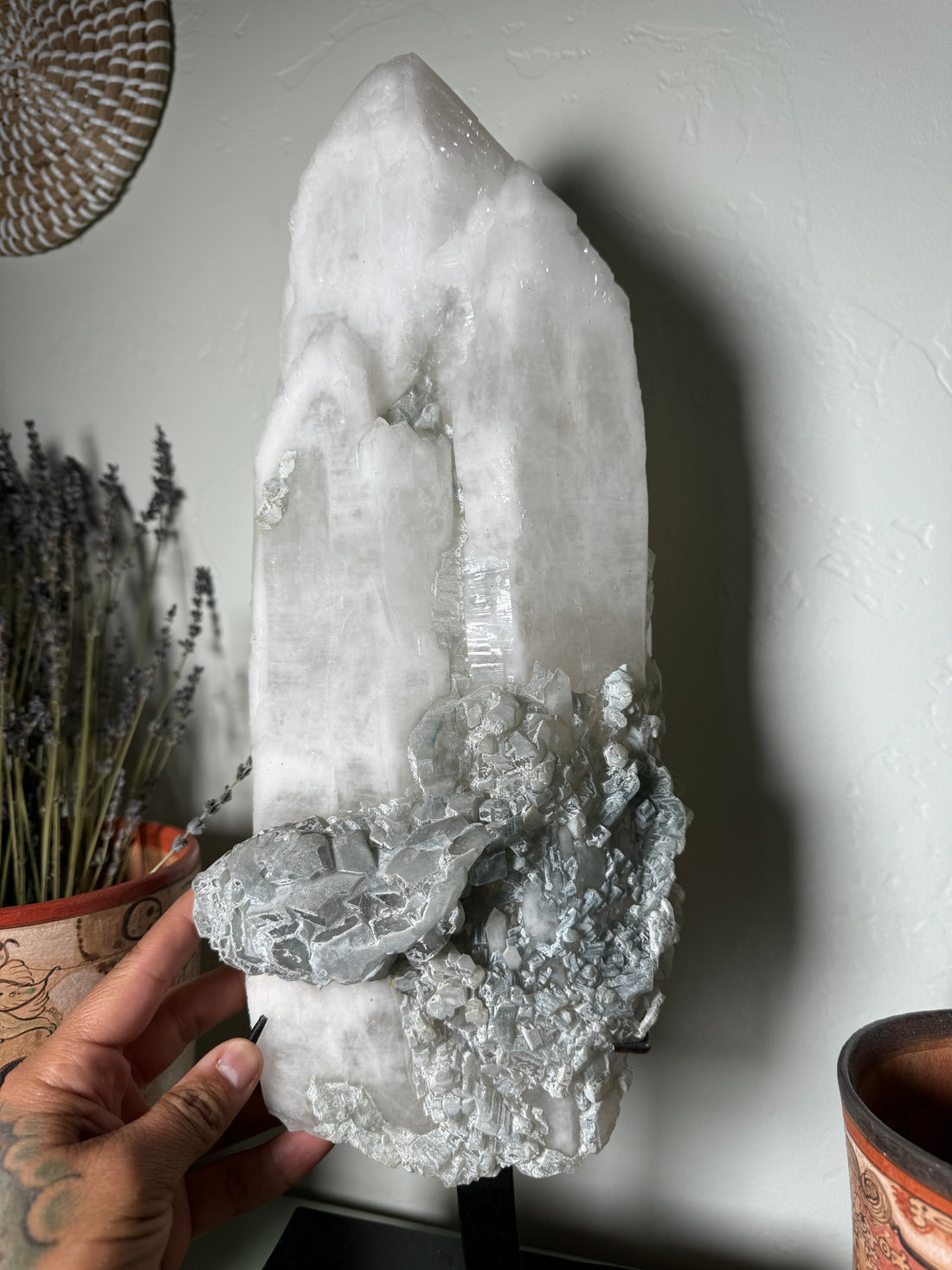 Brazilian Quartz Cathedral with Apatie Dispaly